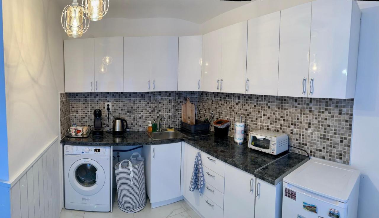 Midtown Apartment Kŭrdzhali Eksteriør billede