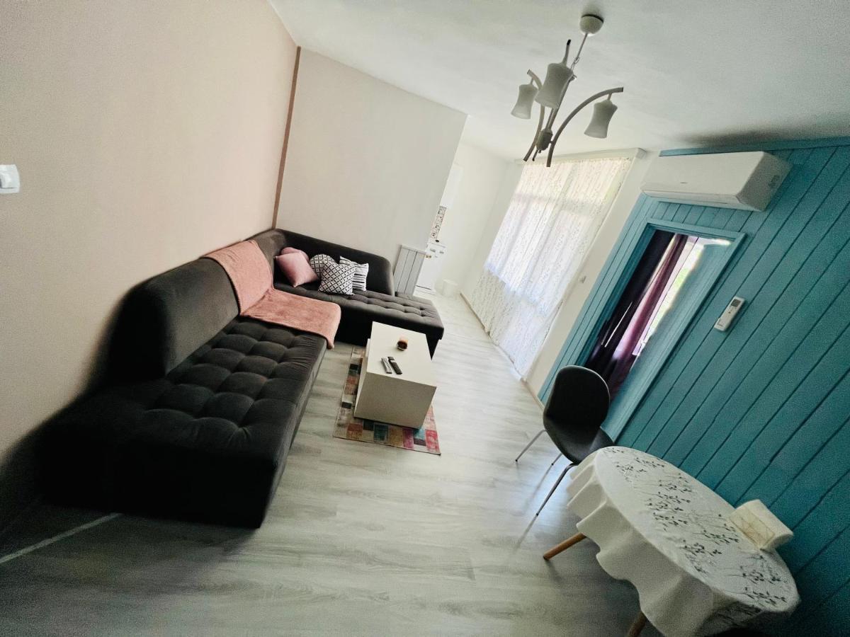 Midtown Apartment Kŭrdzhali Eksteriør billede